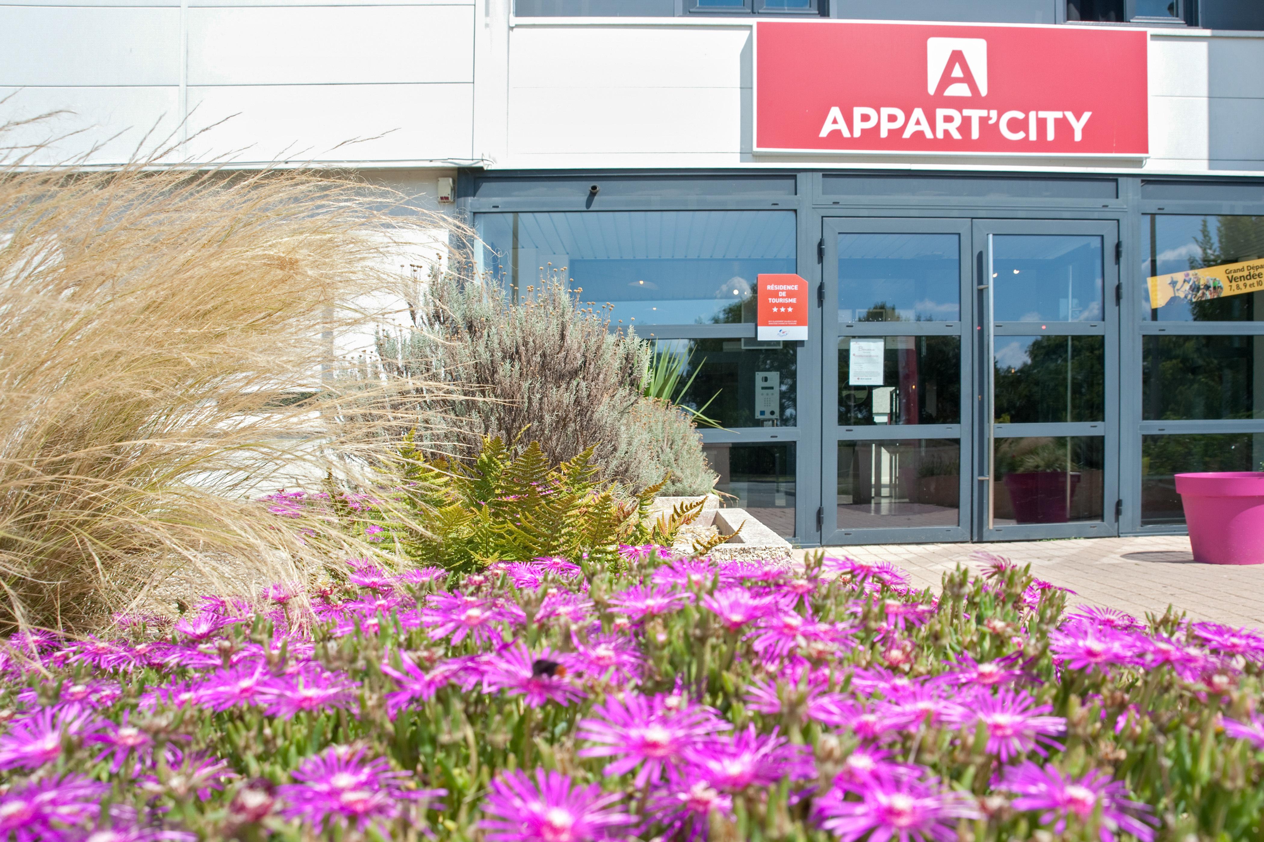 Appart'City Classic La Roche Sur Yon Centre La Roche-sur-Yon Exterior foto